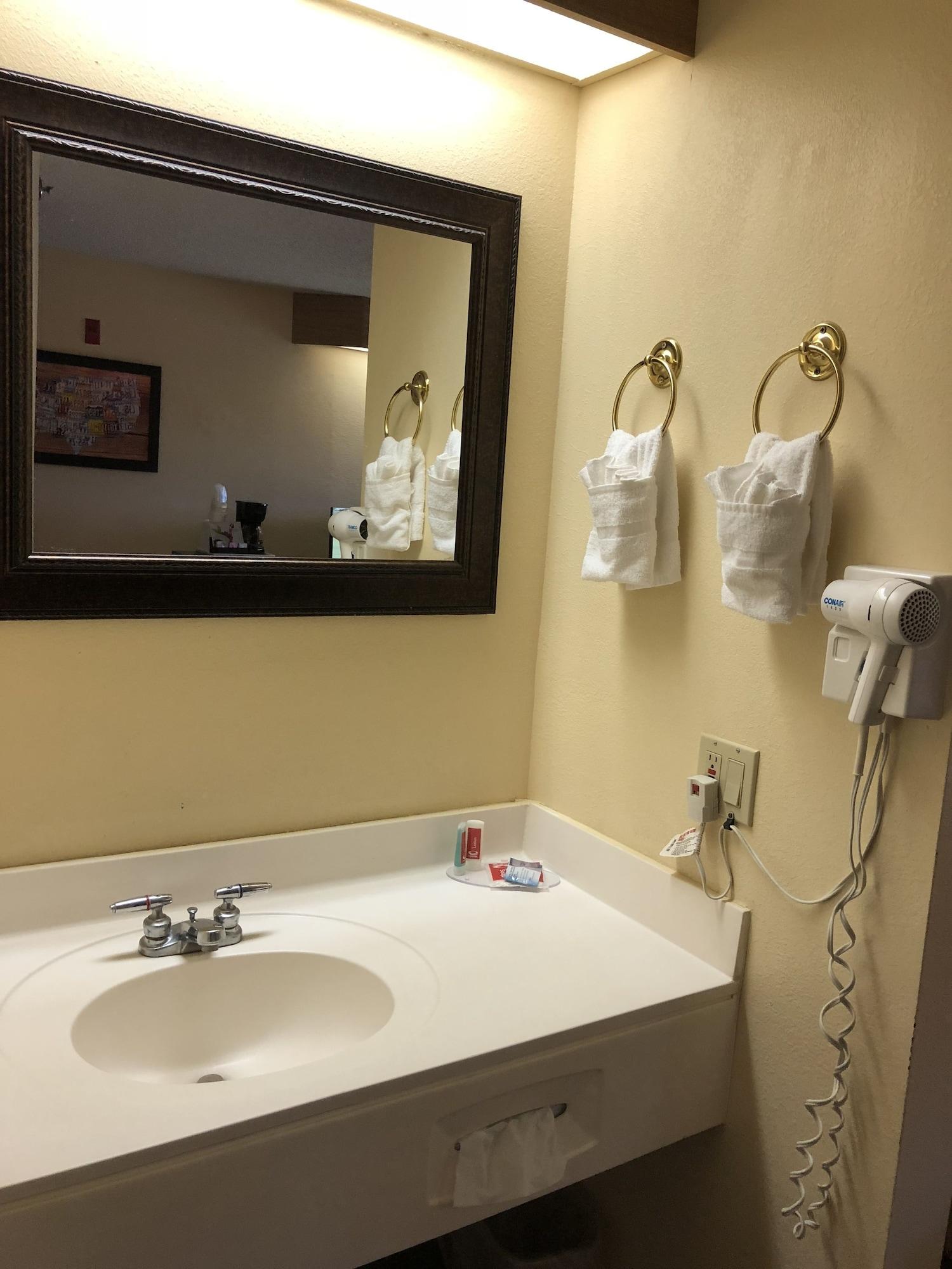 Econo Lodge London Eksteriør billede