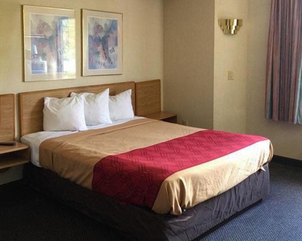 Econo Lodge London Eksteriør billede