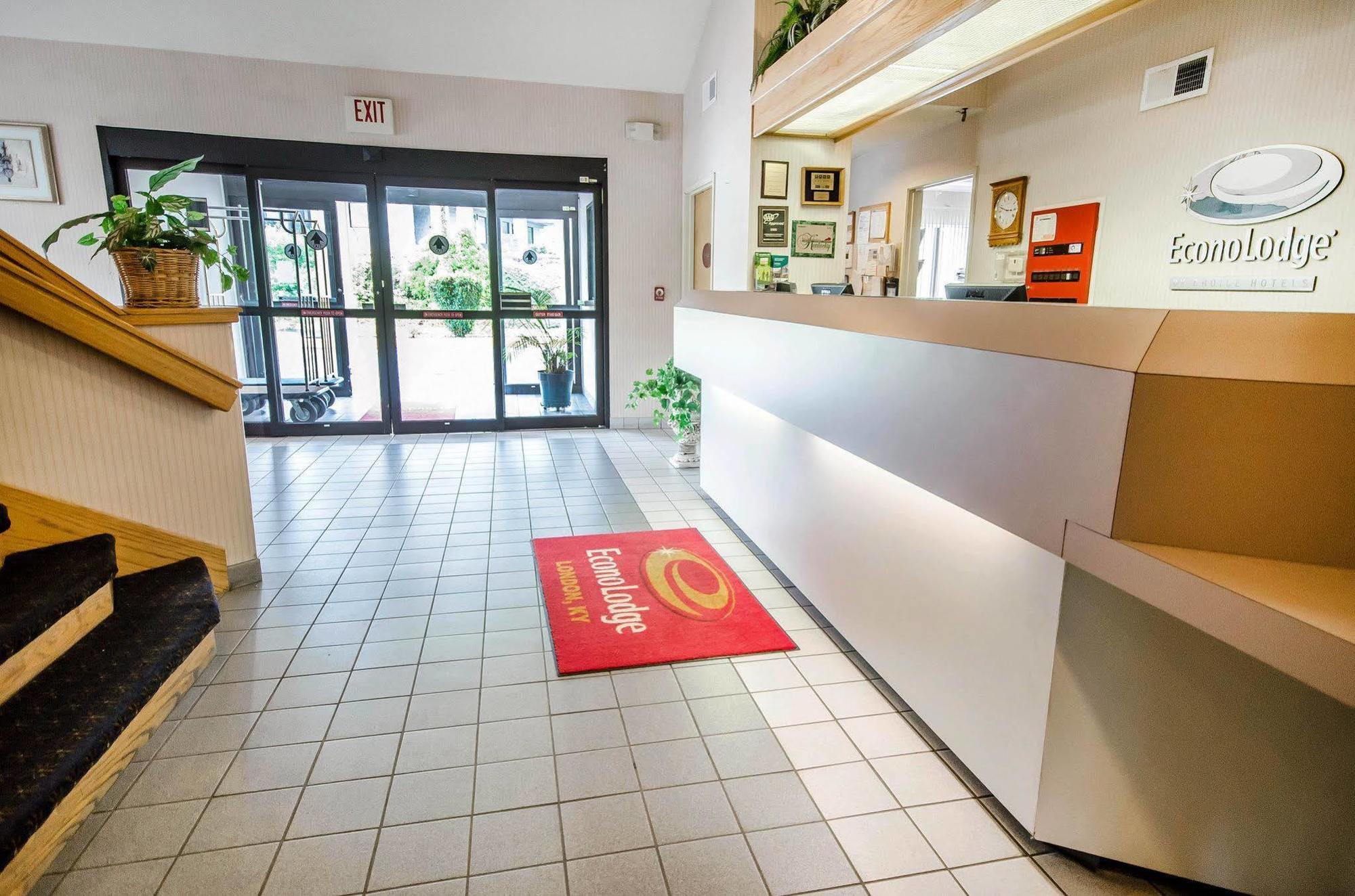 Econo Lodge London Eksteriør billede